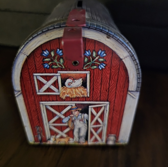 Vintage Tin Barn Bank Collection Bank 1970's - Picture 9 of 11